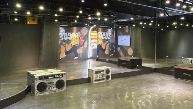 FOUCS 梯廳電子看板『價格內洽』